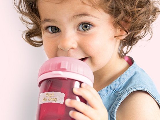 Kleine Aquarel naamstickers met goud/zilver